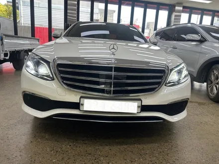 벤츠 E클래스 E220d (W213) - 주간주행등 아이라인 \