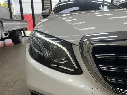 벤츠 E클래스 E220d (W213) - 주간주행등 아이라인 \