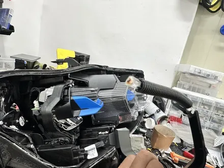 BMW X5 G05 - 엔젤아이 데이라이트 황변 , 아크릴과 LED 수리로 주간주행등 수리 완료! [대전 BMW 엔젤아이 황변] / 대전 서구 탄방동