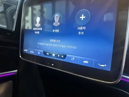 벤츠 S클래스 S580 (W223) - 2열 후석 모니터 LCD 액정 파손 , 어셈블리 교환없이 수리가 가능합니다 / 대전 서구 탄방동