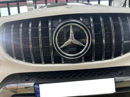 벤츠 GLE300 , 일반라인 AMG GT 세로그릴 튜닝 [대전벤츠세로그릴] / 대전 서구 탄방동