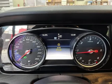 벤츠 E클래스 E220d 카브리올레 - 데이라이트 및 후미등 수리 [\