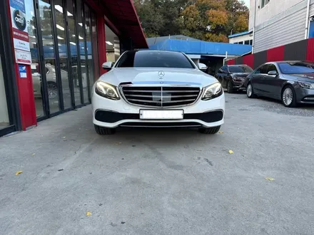 벤츠 E클래스 E220d (W213) - 주간주행등 아이라인 \