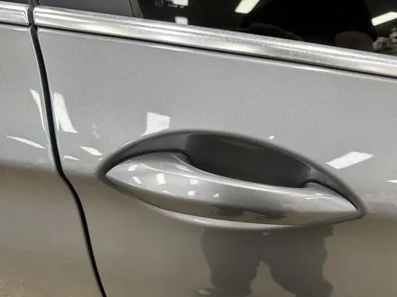 BMW 5시리즈 520d F10 - 신형 스마트키 원격시동 경보기 장착과 디스플레이 키 튜닝! [대전 이지가드 장착점] / 대전 서구 탄방동