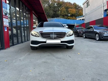 벤츠 E클래스 E220d (W213) - 주간주행등 아이라인 \