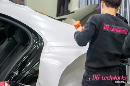 대구 벤츠 S450L 새옷입히기 , 화이트 전체랩핑 시공 / 대구 달성군