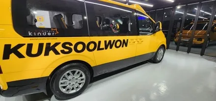 스타리아 광고랩핑 깔삼하게 즉석해서 해버리기!! [경남랩핑-창원랩핑-진해랩핑-부산랩핑-김해랩핑-마산랩핑-광고랩핑] / 창원시 진해구