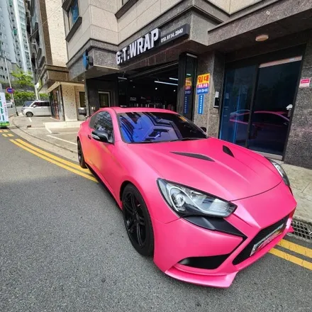창원랩핑-제네시스쿠페 화려한 핑크로 전체랩핑!! 남자에서여자가된젠쿱!![창원랩핑샵-진해랩핑샵-마산랩핑샵-경남랩핑샵-부산랩핑샵-양산랩핑샵-김해랩핑샵] / 창원시 진해구