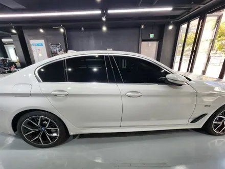 BMW 윈도우 몰딩,필러몰딩 크롬딜리트(죽이기)-[경남랩핑-창원랩핑-진해랩핑-마산랩핑-김해랩핑-부산랩핑-강서구-명지-신호-용원-안골-녹산-랩핑샵-카스킨]부분랩핑!!!! / 창원시 진해구