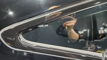 크롬이 마음에 안들고 물때가 안지워지면 크롬을 랩핑해보세요~!!그랜져hg 크롬죽이기[경남랩핑샵-창원랩핑샵-진해랩핑샵-부산랩핑샵-마산랩핑샵-김해랩핑샵] [랩핑샵] / 창원시 진해구