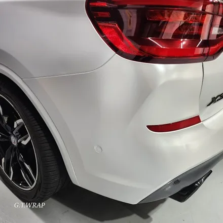 BMW 뒷범퍼 랩핑제거및재시공 [창원크롬죽이기-창원루프스킨-창원랩핑샵-진해랩핑샵-마산랩핑샵-경남랩핑샵-부산랩핑샵-양산랩핑샵-김해랩핑샵-진해루프스킨-진해크롬죽이기] / 창원시 진해구