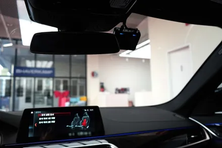 남양주 bmw 5시리즈 아이나비 블랙박스 보조배터리 마젠타 / 남양주 다산동