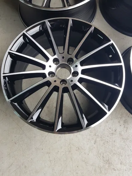 [용인 미형상사] 벤츠 E클래스 W213 AMG 20인치 순정 블랙컷팅휠 복원 / 경기 용인 처인