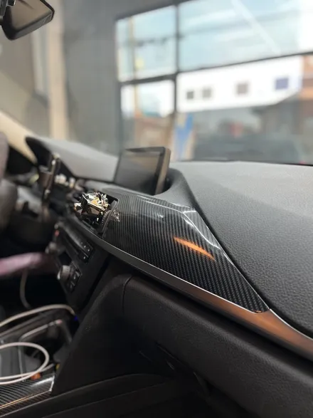 멋 없는 우드 톤 BMW 3시리즈 카본랩핑으로 멋있게 꾸며보자!! / 인천 남동구