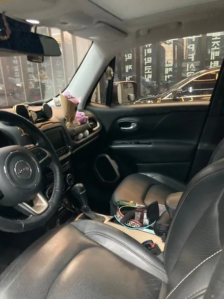 JEEP 레니게이드 비노출 엠비언트 / 인천 남동구