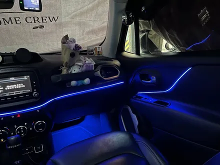 JEEP 레니게이드 비노출 엠비언트 / 인천 남동구