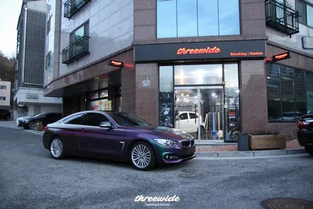 수원랩핑 쓰리와이드의 bmw 420d 카멜레온 전체랩핑 (satin lightingridge) / 성남시 수정구 시흥동