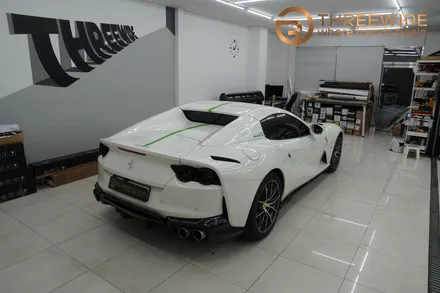 페라리 812 GTS 랩핑 전문점에서 커스텀 데칼 시공 / 성남,판교,분당.강남