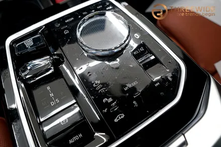 BMW i7(740) 투톤 랩핑, 은은한 순정 느낌 그대로 (#듀오톤 #메탈릭실버 #분당 #판교) / 성남시 수정구 시흥동