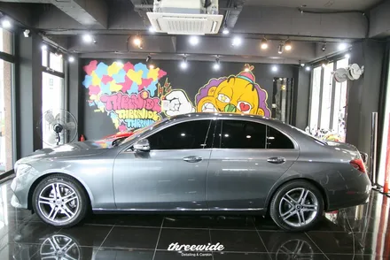 벤츠 e클래스 실내랩핑은 역시 쓰리와이드! / 성남시 수정구 시흥동