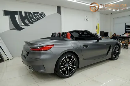 BMW Z4, BMW 매니아들이 즐겨 찾는 분당 랩핑 전문 센터! (#에이버리 #사틴다크그레이 #무광랩핑 #분당 #판교) / 성남시 수정구 시흥동