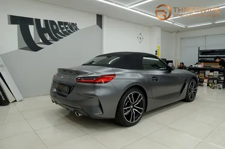 BMW Z4, BMW 매니아들이 즐겨 찾는 분당 랩핑 전문 센터! (#에이버리 #사틴다크그레이 #무광랩핑 #분당 #판교) / 성남시 수정구 시흥동