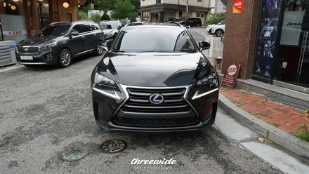 렉서스 NX300h [유광 엠버블랙 전체랩핑] / 성남시 수정구 시흥동
