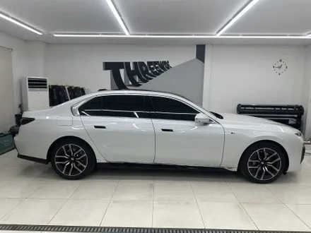분당 BMW i7, 상단 투톤 고광택 투톤 랩핑 시공기 (#전체 #부분 #마이바흐룩 #판교 #코치라인) / 성남시 수정구 시흥동