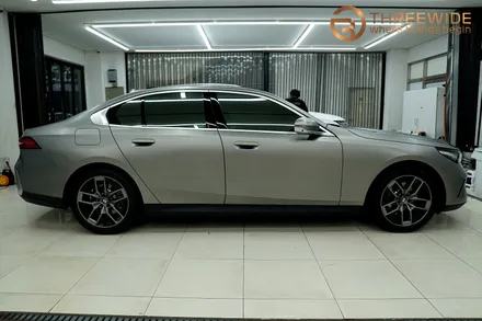 BMW G60 5시리즈 PPF는 어디가 제일 전문으로 잘할까요? (분당 랩핑, 사틴PPF, 무광PPF) / 성남시 수정구 시흥동