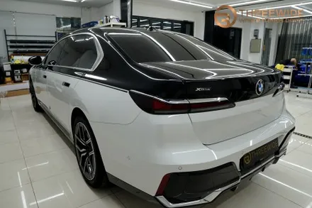분당 BMW i7, 상단 투톤 고광택 투톤 랩핑 시공기 (#전체 #부분 #마이바흐룩 #판교 #코치라인) / 성남시 수정구 시흥동
