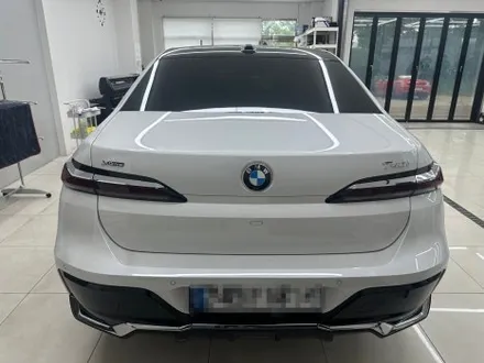 분당 BMW i7, 상단 투톤 고광택 투톤 랩핑 시공기 (#전체 #부분 #마이바흐룩 #판교 #코치라인) / 성남시 수정구 시흥동
