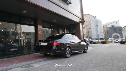벤츠 e클래스 [유광 검정 전체랩핑] / 성남시 수정구 시흥동