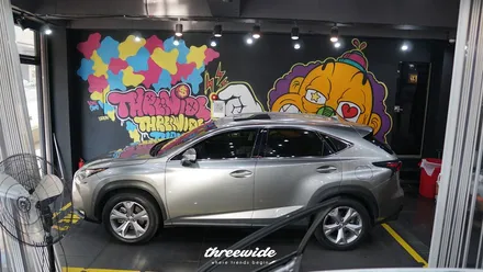 렉서스 NX300h [유광 엠버블랙 전체랩핑] / 성남시 수정구 시흥동