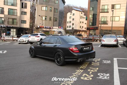 메르세데스 벤츠 C63 [사틴블랙 전체랩핑] / 성남시 수정구 시흥동