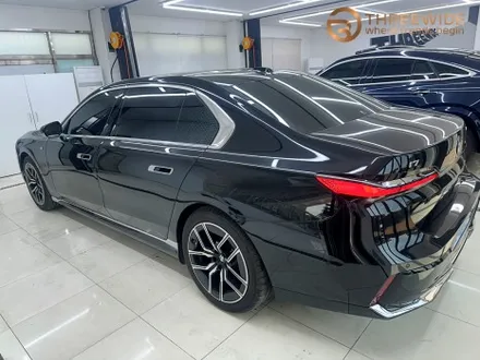 BMW i7, 럭셔리 대형 세단을 위한 블랙 크롬 딜리트 시공기! (#크롬죽이기 #크롬랩핑 #블랙랩핑 #분당 #판교) / 성남시 수정구 시흥동