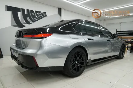 신형 BMW 7시리즈, 압도적인 포스를 느끼게 해줄 투톤 랩핑 시공! (#듀오톤랩핑 #크롬딜리트 #크롬죽이기 #코치라인 #분당 #판교) / 성남시 수정구 시흥동
