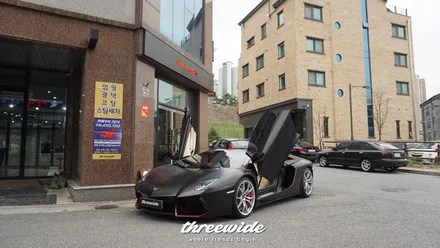 람보르기니 아벤타도르 로드스터 [사틴블랙 전체랩핑] / 성남시 수정구 시흥동