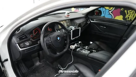 BMW 520D [리얼카본 실내랩핑] / 성남시 수정구 시흥동