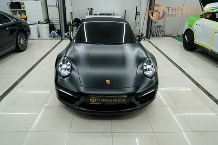 포르쉐 911(992) 카레라 4 GTS, 세라믹 블랙 하이글로시 고광택 전체 랩핑으로 새롭게! (#블루램프 #블루라이트 #블랙랩핑 #분당 #판교) / 성남시 수정구 시흥동