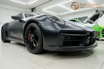 포르쉐 911(992) 카레라 4 GTS, 세라믹 블랙 하이글로시 고광택 전체 랩핑으로 새롭게! (#블루램프 #블루라이트 #블랙랩핑 #분당 #판교) / 성남시 수정구 시흥동