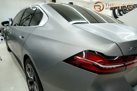 BMW G60 5시리즈 PPF는 어디가 제일 전문으로 잘할까요? (분당 랩핑, 사틴PPF, 무광PPF) / 성남시 수정구 시흥동