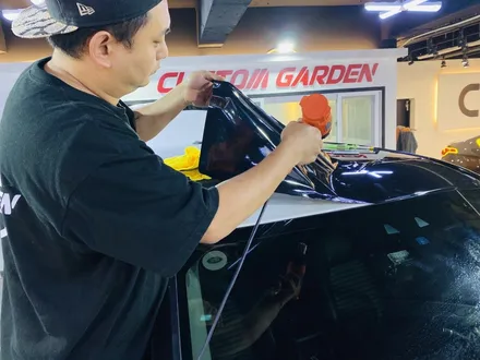 울산 랩핑 레인지로버 디스커버리 올바른 시공은 커스텀가든 / 울산 남구