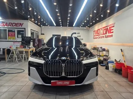 울산랩핑 BMW 740I 투톤랩핑 시공으로 완성된 프리미엄 감성 / 울산 남구