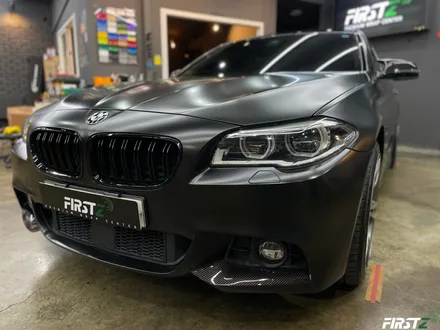 BMW f10 520d 아토믹틸에서 전체 사틴 블랙으로 랩핑 및 블랙 PPF / 대구 수성구