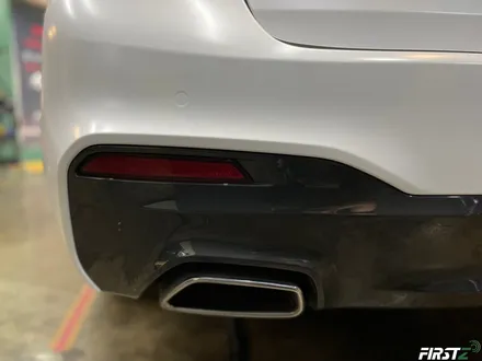 BMW 520d 에이버리 사틴 화이트 전체랩핑 포인트 카본 / 대구 수성구