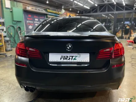 BMW f10 520d 아토믹틸에서 전체 사틴 블랙으로 랩핑 및 블랙 PPF / 대구 수성구