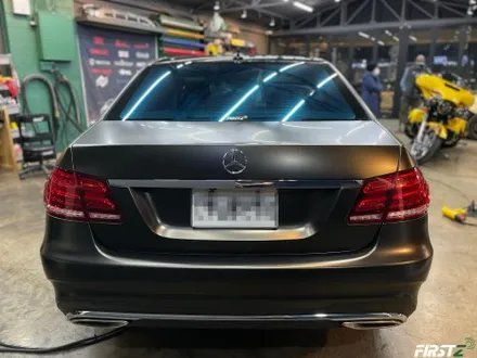 벤츠 w212 e350 사틴다크그레이에서 사틴골드더스트블랙으로 / 대구 수성구