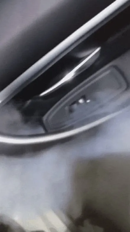 자동차실내크리닝 bmw330i 조수석 오바이트 구토 로 인한 실내세차 스피커탈거 세척 경기광주 출장세차 / 성남, 분당, 판교