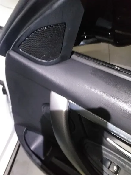 자동차실내크리닝 bmw330i 조수석 오바이트 구토 로 인한 실내세차 스피커탈거 세척 경기광주 출장세차 / 성남, 분당, 판교