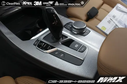 BMW X3 실내랩핑 알루미늄 브러쉬 차갑지만 깨끗한 가전느낌 / 성동구 용답동
